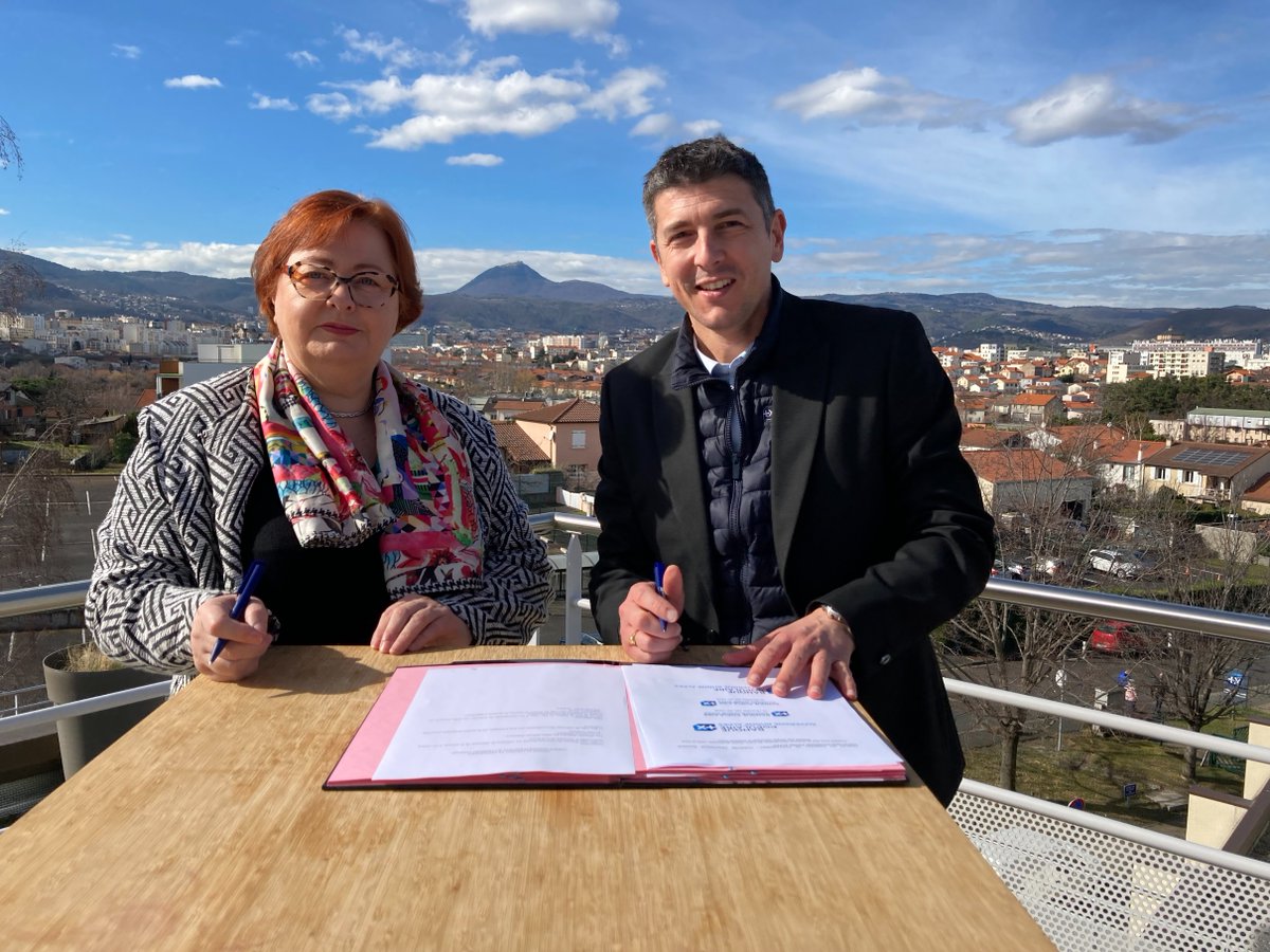 BPAURA et l’Ordre des Avocats du Barreau de Clermont-Ferrand scellent leur partenariat ✍

Par ce partenariat, BPAURA et ses experts juridiques formalisent leur engagement auprès des avocats du barreau avec une proposition d’offres et services adaptés à la profession 👨⚖️