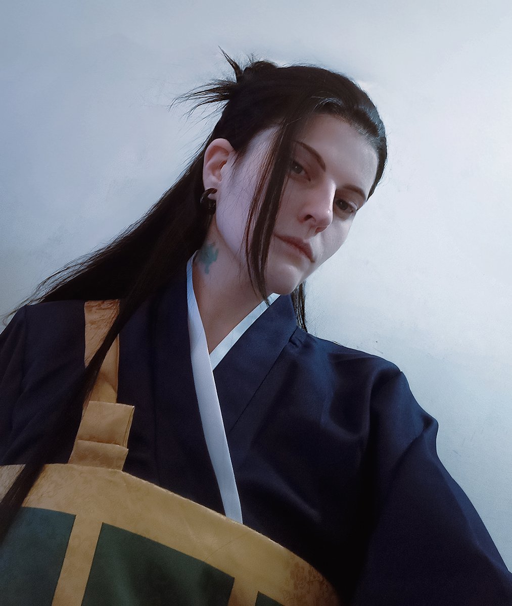 Obey me. You monkeys. 

#GetoSuguru #jjk