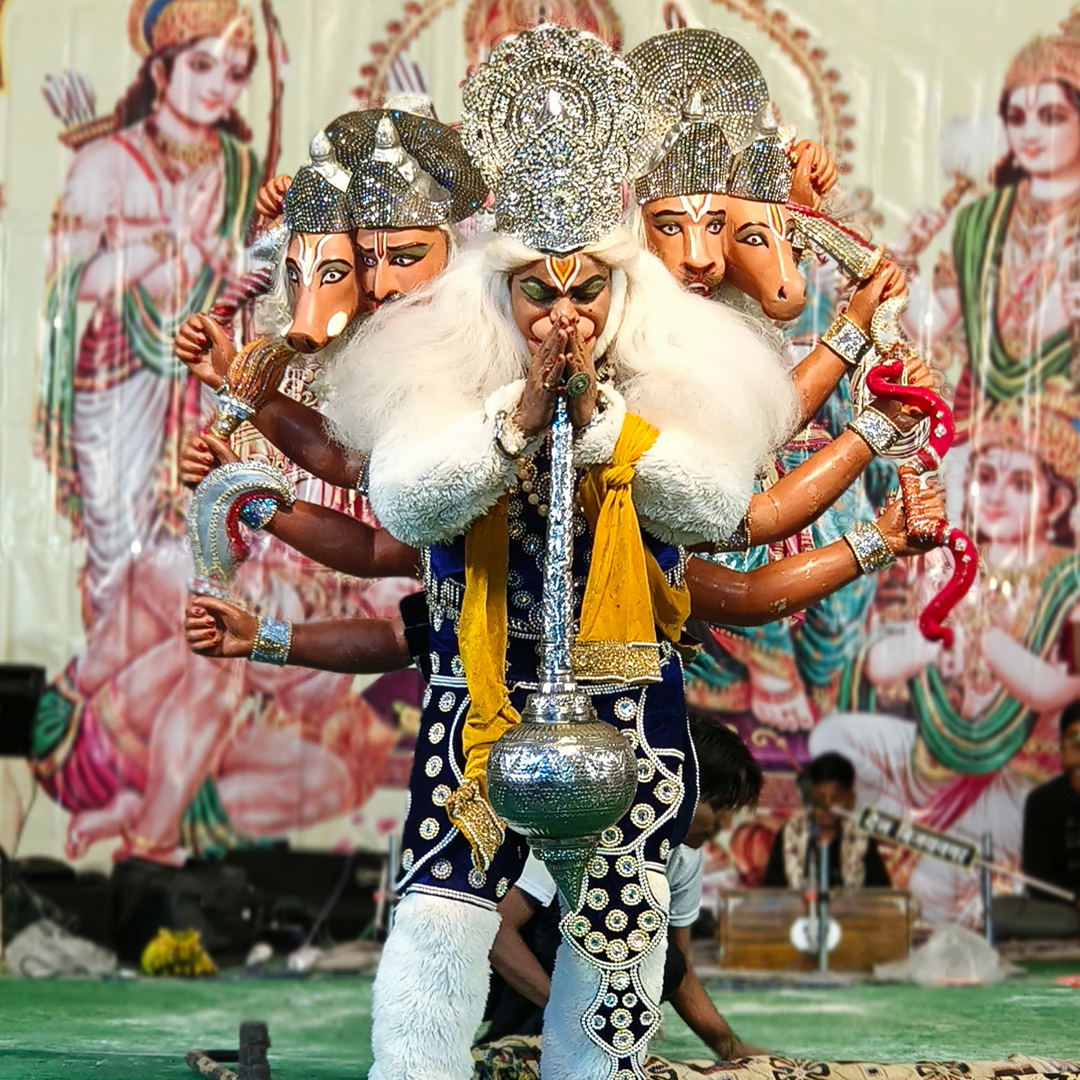 Masterchhedilal's tweet photo. हम आपके जागरण और चौकी के लिए एक अद्भुत प्रस्तुति प्रदान करते हैं। हमारी प्राथमिकता आपको एक बेहतरीन और यादगार सेटअप प्रदान करना है। हमारी सेवा का आनंद लेने के लिए अभी बुक करें:-
.
☎️ Contact: (+91) 9953878546, 9212404543
.
#masterchhedilal #mcl #jagran #jaimatadi #maa #vaishnodevi https://t.co/0uWUL2IYIS
