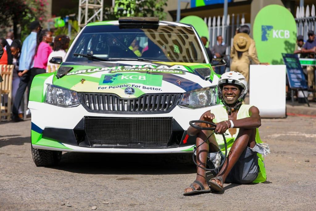 sam25641000's tweet photo. Gurumisha your KCB account by depositing a minimum of ksh 1000 to stand a chance to win ksh 2000 daily and 500k weekly @IndireBrian @lete_yio Deposit via KCB branch, KCB Agent banking, ATM or paybill 522522 to go to Vasha rally 
#GurumishaNaKCB 
#FeelTheRoar
#KCBNiYetu
@KCBGroup https://t.co/bKU81exWKT