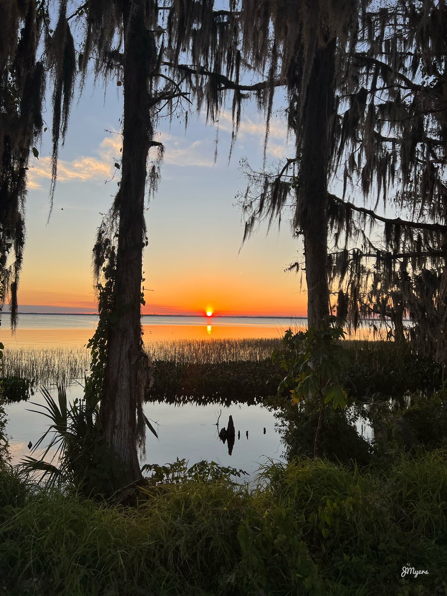 Pulled over on the side of the road to capture the last bits of sun over Lake Eustis.