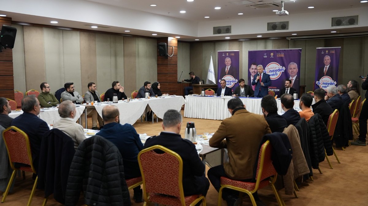 mustafagunydin's tweet photo. Bereketi vardır ekmek, aşında
Görülmeye değer yersin ERZİNCAN.

Güzel bir sabaha Erzincanlı kanaat ��nderleri ile bir araya gelerek başladık.

Desteklerini esirgemeyen, her daim yanımızda olan Erzincanlı kardeşlerime teşekkür ediyorum.

31 Mart’a hep birlikte GELİYORUZ!

#BeylikdüzündeGünaydın #Sadeceİstanbul #HAZIRIZKARARLIYIZ