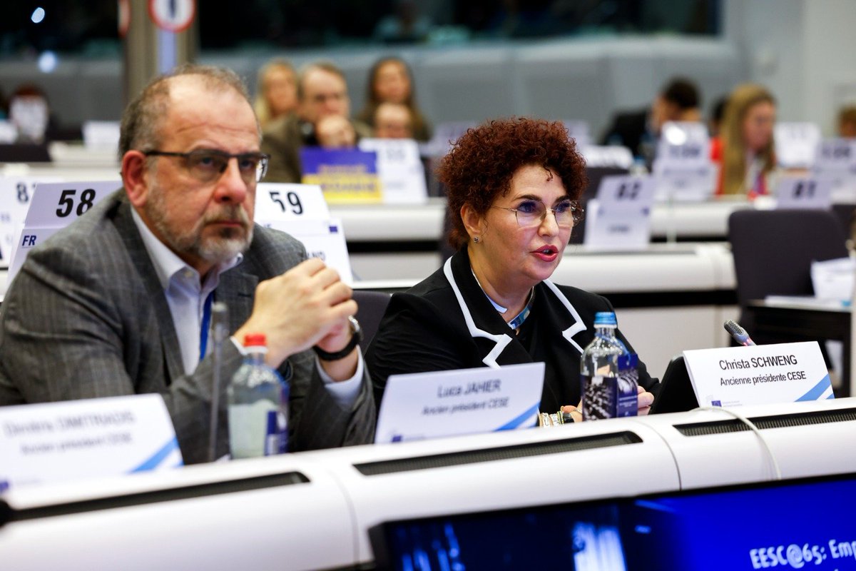 Employers Group of the EESC (@employers_eesc) on Twitter photo We are facing numerous challenges, from ensuring our economic #competitiveness to #StrategicAutonomy, from #GreenTransition to demographic aging.
▶️The EU must improve its policy making and ensure active participation of organised #CivilSociety.
<a href="/ChristaSchweng/">Christa Schweng</a> at #EESCplenary We are facing numerous challenges, from ensuring our economic #competitiveness to #StrategicAutonomy, from #GreenTransition to demographic aging.
▶️The EU must improve its policy making and ensure active participation of organised #CivilSociety.
<a href="/ChristaSchweng/">Christa Schweng</a> at #EESCplenary