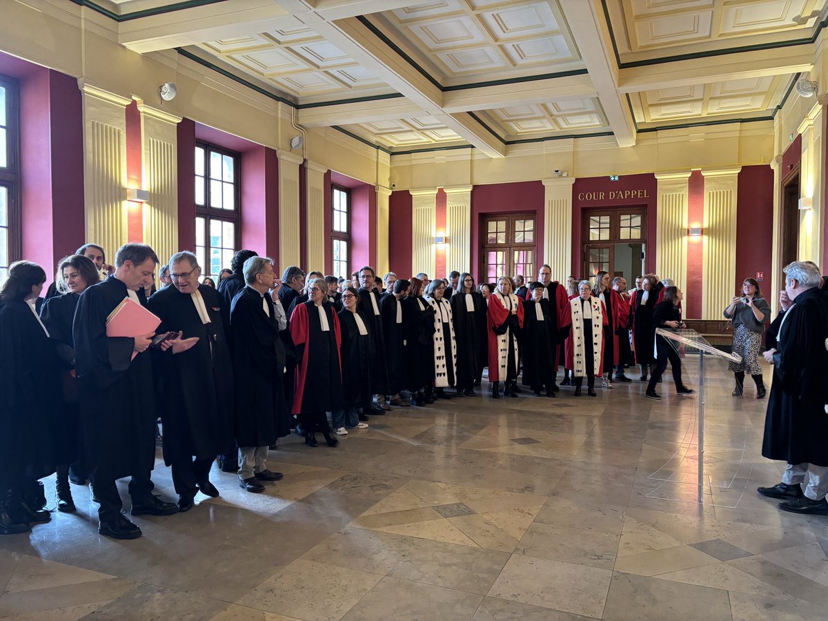 Hommage à Robert Badinter au Tribunal de Metz.