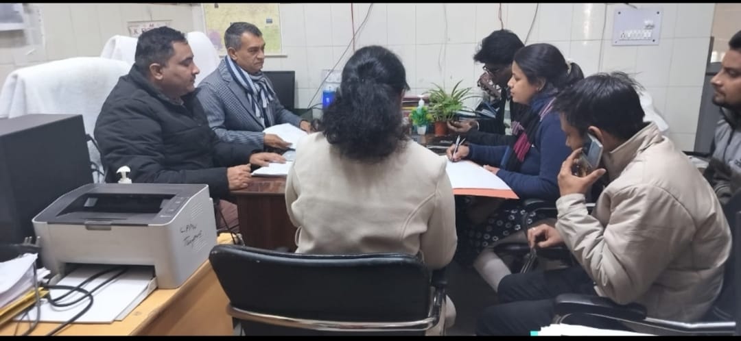 जनपद मेरठ में एन.यू.एच.एम विभाग व पीएसआई इंडिया के सहयोग से शहरी स्वास्थ्य समन्वय समिति की बैठक का आयोजन किया गया।
जिसमें आई.सी.डी.एस विभाग, नगर निगम व फोगसी की प्रतिनिधियों के द्वारा प्रतिभाग किया गया।