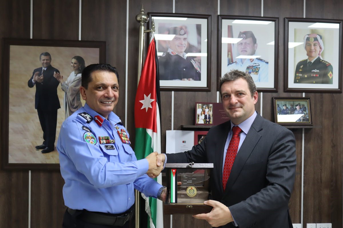 NBurniat's tweet photo. A pleasure to meet this week with Brig. Gen. Tamer Mayateh, Director of the Syrian Refugee Affairs Directorate to discuss the strong partnership with @unwomenjordan to advance women's role within #SRAD & ensure that refugee services are gender responsive. @UNSCR1325JO #SC1325 https://t.co/e4fYf45xUW