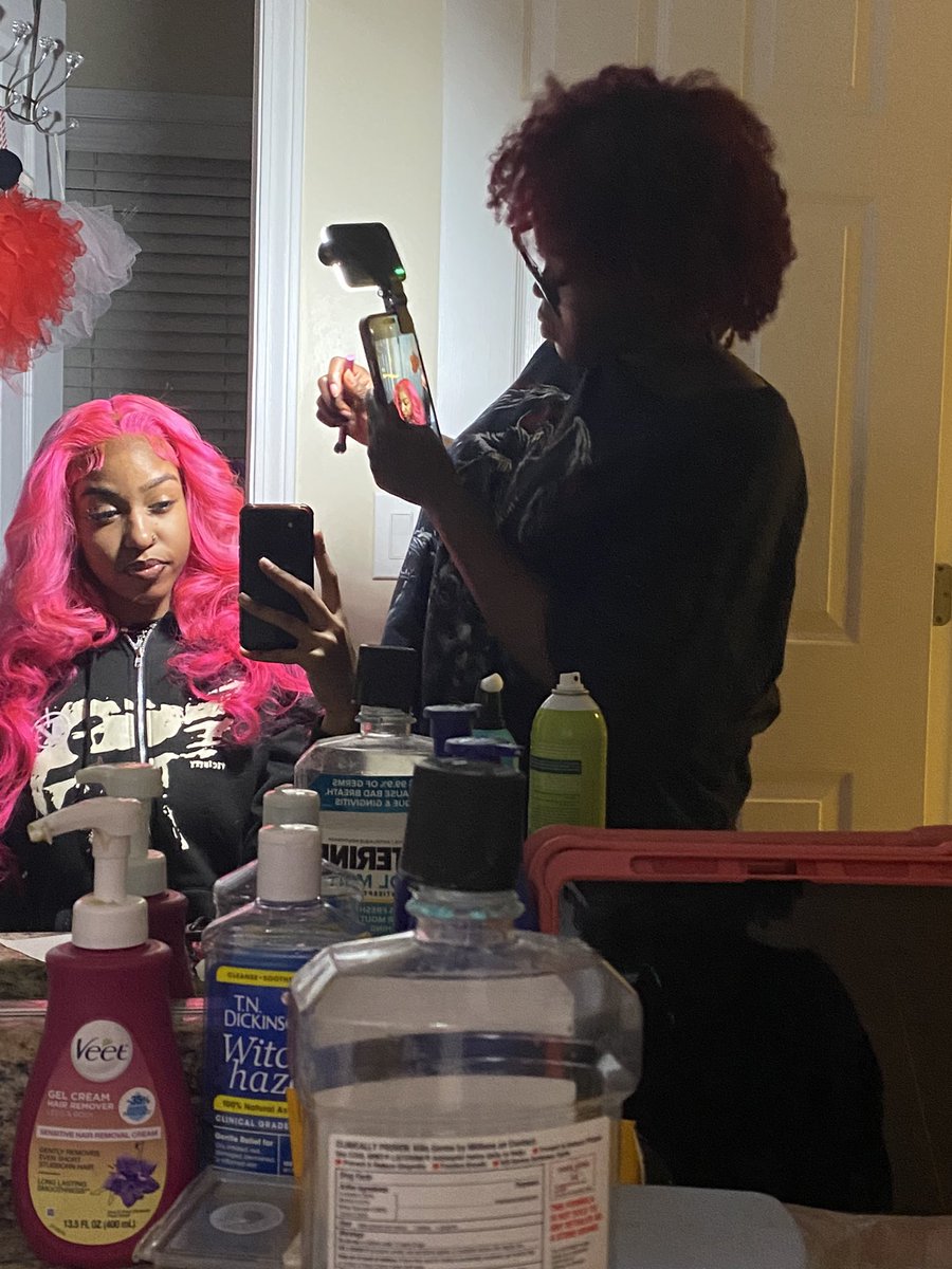 callmesuccubuss's tweet photo. hair laid asdf btw https://t.co/5IH8qhva0u