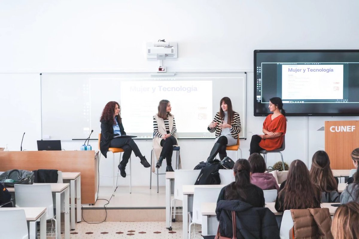 Marta Orduna (@martaro__) on Twitter photo Gracias <a href="/CUNEF/">CUNEF Universidad</a> por apoyar el #11defebrero, Día Internacional de la Mujer y la Niña en la Ciencia, con un encuentro como este.
Me he sentido muy afortunada compartiendo espacio con <a href="/mariaborbones/">María Borbonés 🏡</a>, Ana Gómez y Yuri Jiménez 💯 Gracias <a href="/CUNEF/">CUNEF Universidad</a> por apoyar el #11defebrero, Día Internacional de la Mujer y la Niña en la Ciencia, con un encuentro como este.
Me he sentido muy afortunada compartiendo espacio con <a href="/mariaborbones/">María Borbonés 🏡</a>, Ana Gómez y Yuri Jiménez 💯