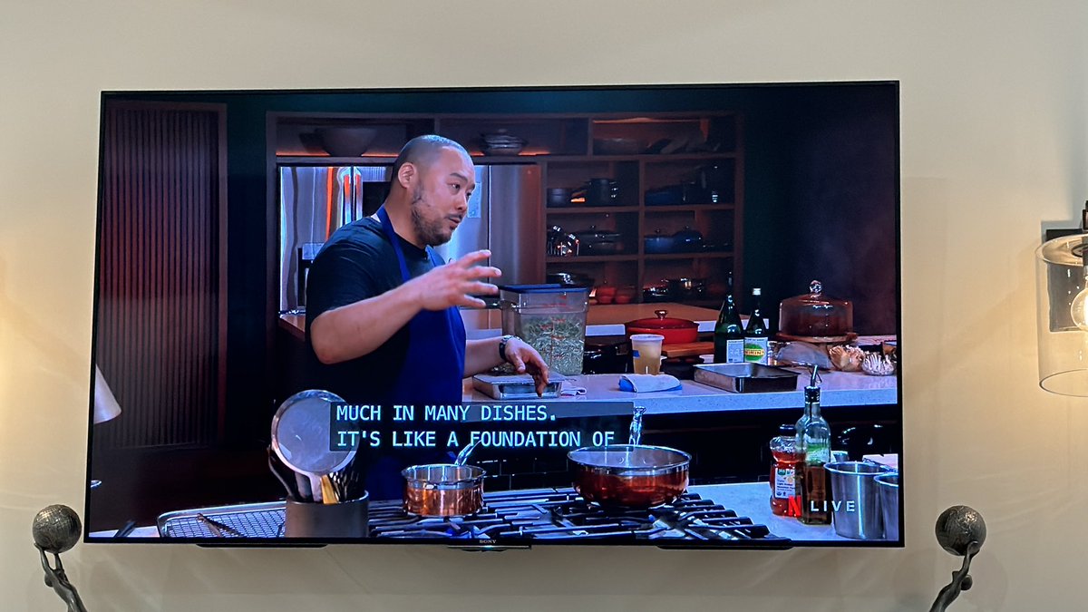 alexisohanian's tweet photo. Smart concept here @davidchang #DinnerTimeLive https://t.co/wYiavH6vop