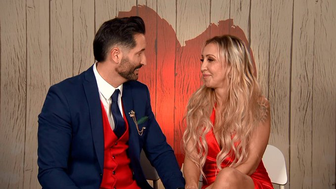 blvcom's tweet photo. 💝 El programa especial de SAN VALENTIN @firstdates_tv reunió 3.154.000 ESPECTADORES ÚNICOS (AA).
➡️ Fue lo + VISTO ayer en @telecinco_es con 1.324.000 espectadores de media y el 9.9% de cuota de pantalla. #FirstDatesEnT5
#Audiencias 📺📊 https://t.co/OSztP86jIB