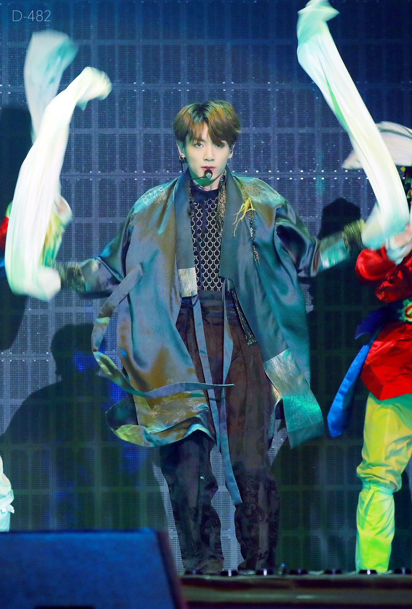 ByMySide_KookV's tweet photo. https://t.co/bgBr0lcdja