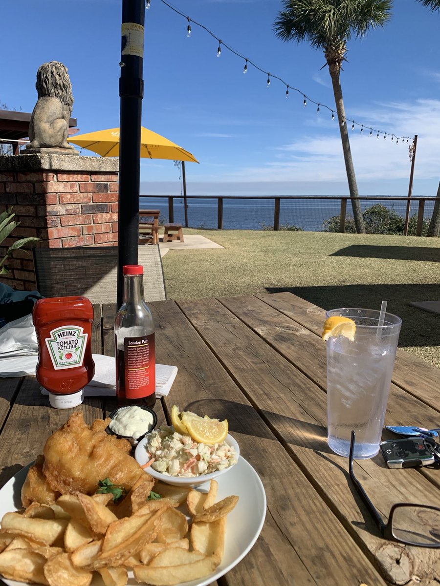 Sea and sky and fish and chips. Good day at work.