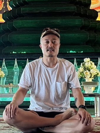 sobut_official's tweet image. 本日の下北沢Flowers Loftですが、
急遽サポートドラマーに

宇宙(ENDZWECK/FIXED)を迎え、数曲ですがバンドセットでもプレイします。

ぜひ皆さんお楽しみを！

#sobut
#endzweck
#fixed