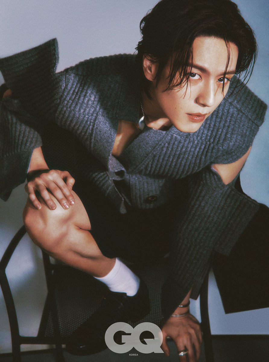 K_magazine_info's tweet photo. 지큐 GQ Korea 2024. 3월호

<표지 4종 : 제이크 질렌할>

- 유겸 화보 선공개 -

주요기사:
제이크 질렌할 18p
유겸 8p

#잡지 #화보 #인터뷰 #커버 #MAGAZINE #PICTORIAL #INTERVIEW #COVER #MARCH #ISSUE #JakeGyllenhaal #YUGYEOM https://t.co/mjoQyzYlme