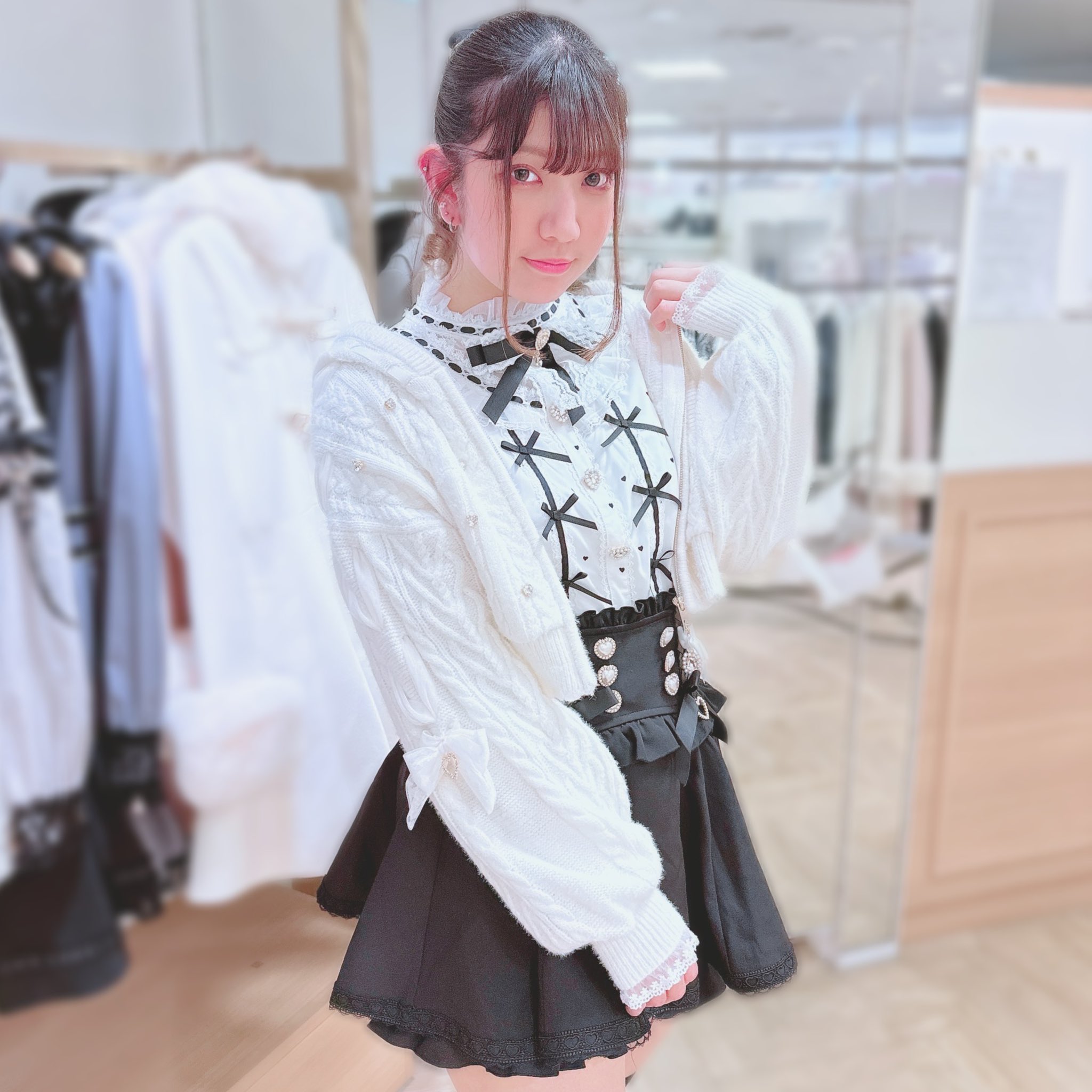 LIZ LISA on X: LIZ LISA on X: