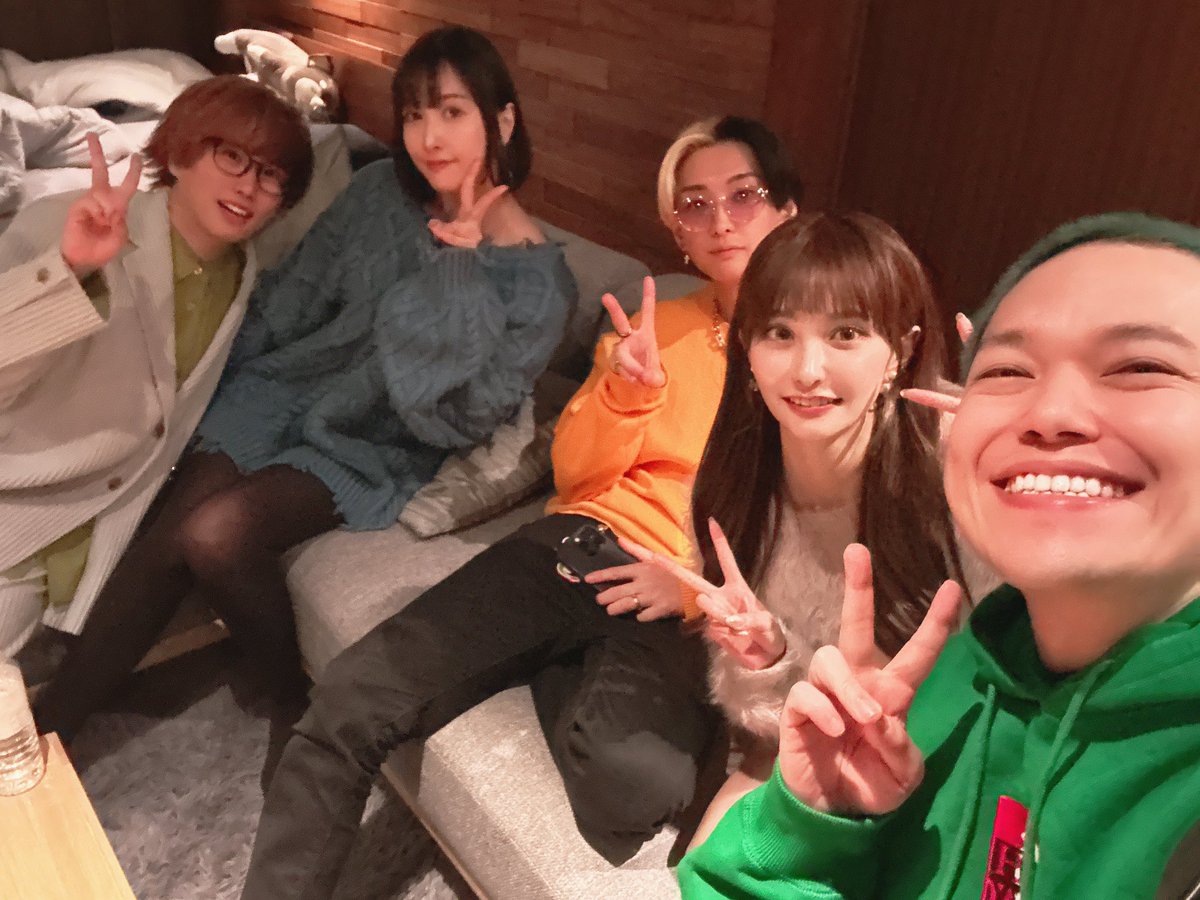 hikaru_casalert's tweet photo. 昨日はマーダーミステリーした
楽しかった😌

写真貰ったから貼っとく https://t.co/0e2x2cRDZY