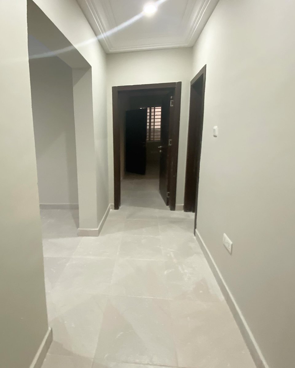 🙏 PLEASE KINDLY RETWEET 🙏
Executive 2bedrooms apartments for rent at East Legon hills
3 washrooms
Fully Airconditioned
Fitted wardrobe
Fitted kitchen
¢4500 /month for 1yr advance
Contact 0204346785 for viewing