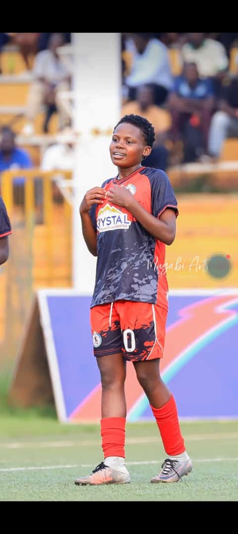 It's a privilege to have her on pitch always and Today we celebrate her. 
Happy Birthday to @HadijahNandago .
Enjoy your day 
@BrianKawalya1 @CAFwomen @CrestedCranes @DavidLumansi @Cristiano @fufatv1 @KawempeClub