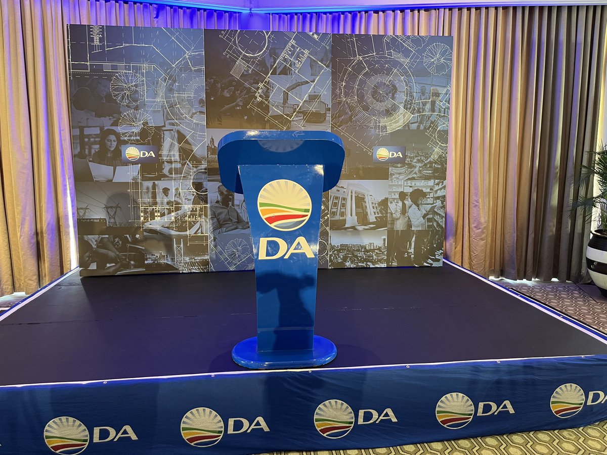 ewnreporter's tweet photo. The leader of the opposition party in Gauteng, the DA’s Solly Msimanga will today be delivering what he has termed the ‘True State of the Province Address’
The event serves as a precursor to the SOPA which will be delivered by the Gauteng Premier next Monday. TCG
#TSOPA https://t.co/LzVQo1vh1g