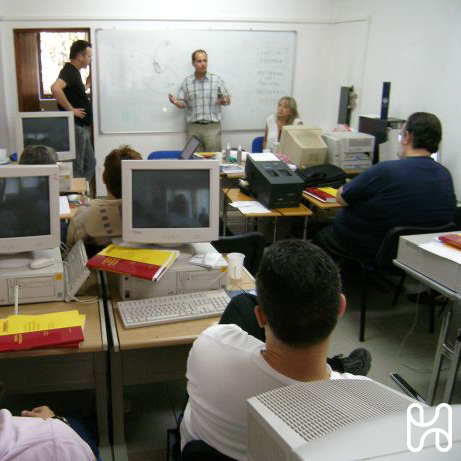 HURIDOCS's tweet photo. ⏳#TBT➡️2006: Our former ED Daniel D'Esposito trained Eastern European partners on the Events Standard Formats (ESF)
➡️Launched in 93, the ESF set the standard for documenting HR violations globally
➡️In 2023, we hosted discussions on revisiting the ESF
#HumanRightsDocumentation https://t.co/k0xLpdd3tW