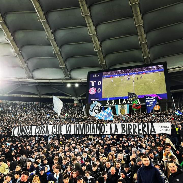 Lazio v Bayern Munich.
"La seule chose qu'on vous envie: la brasserie de bières"