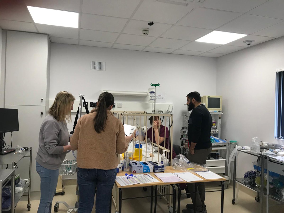 PostgradLUH's tweet photo. Day 1 Care and Management of the critically ill child. Collaboration with @CNME_Donegal and @PostgradLUH.  #Simulation Learners demonstrated excellent teamwork, role delegation, escalation and efficient management of the deteriorating infant RSV + requiring NIV. @VickieileSim. https://t.co/5VFQD1nDEw