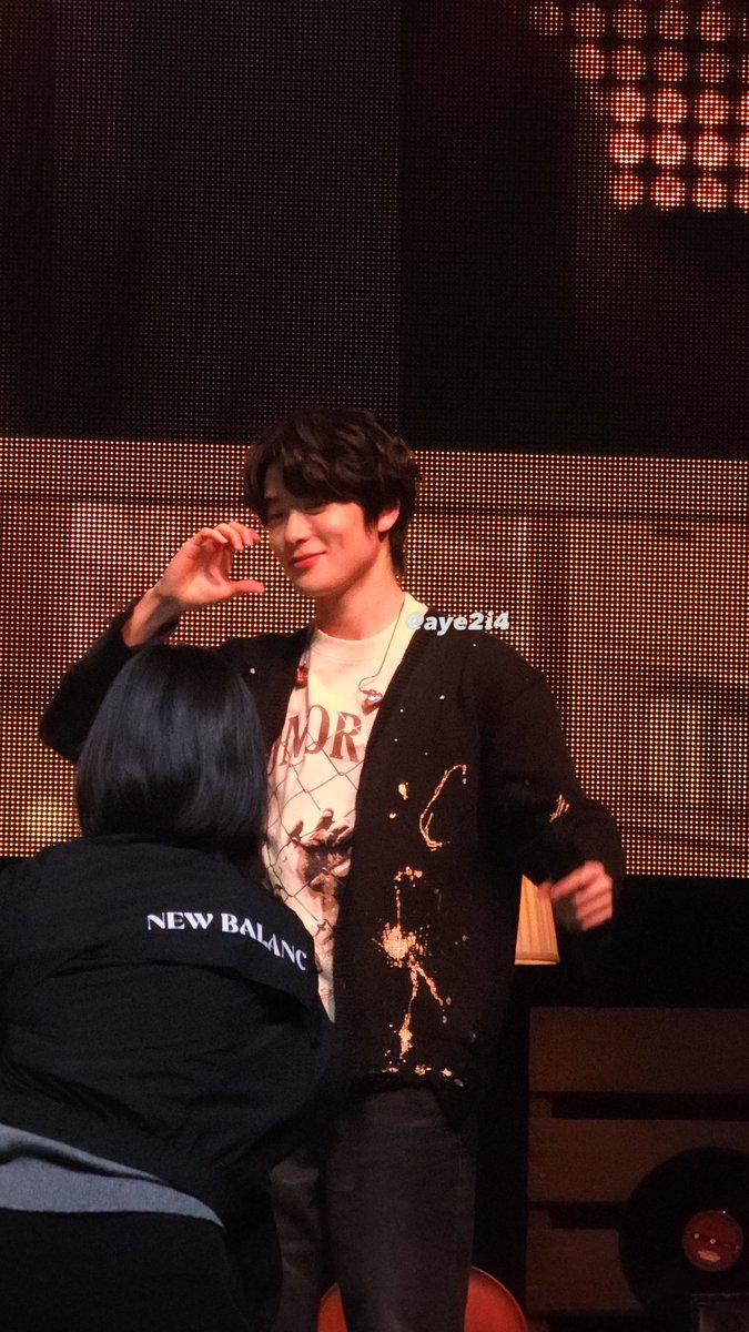 240214 재현이 예쁜짓 🥰

#재현 #윤오 #JAEHYUN #TO_MY_VALENTINE_BOY