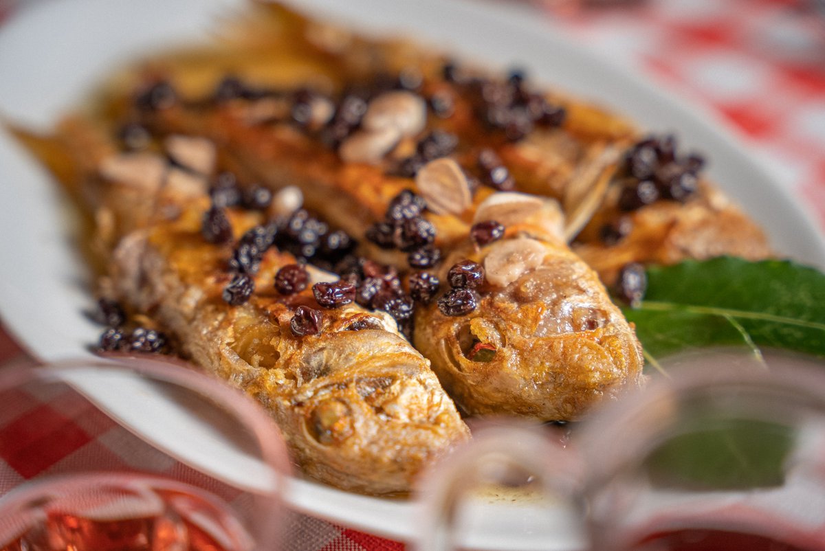 Fish Savoro is a traditional recipe from Lefkada, typically prepared with picarel, red mullet, bonito or eel.  #exploreionianislands #ionianislands #lefkada #lefkas #espa #dimoslefkadas #savorofish #localrecipe #greekcuisine #seafoodlovers #mediterraneanfood #greekcooking #food