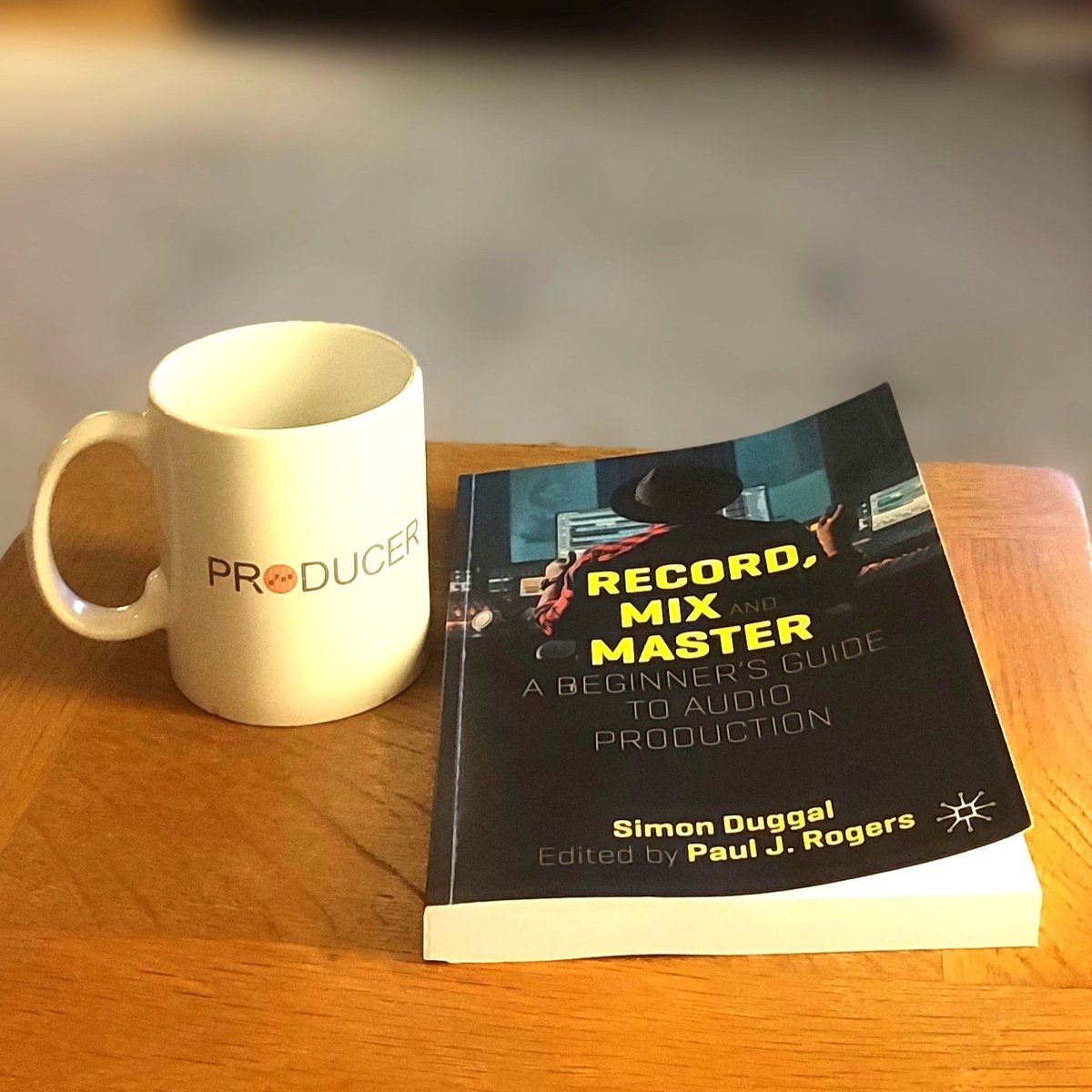 Simon Duggal tweet media