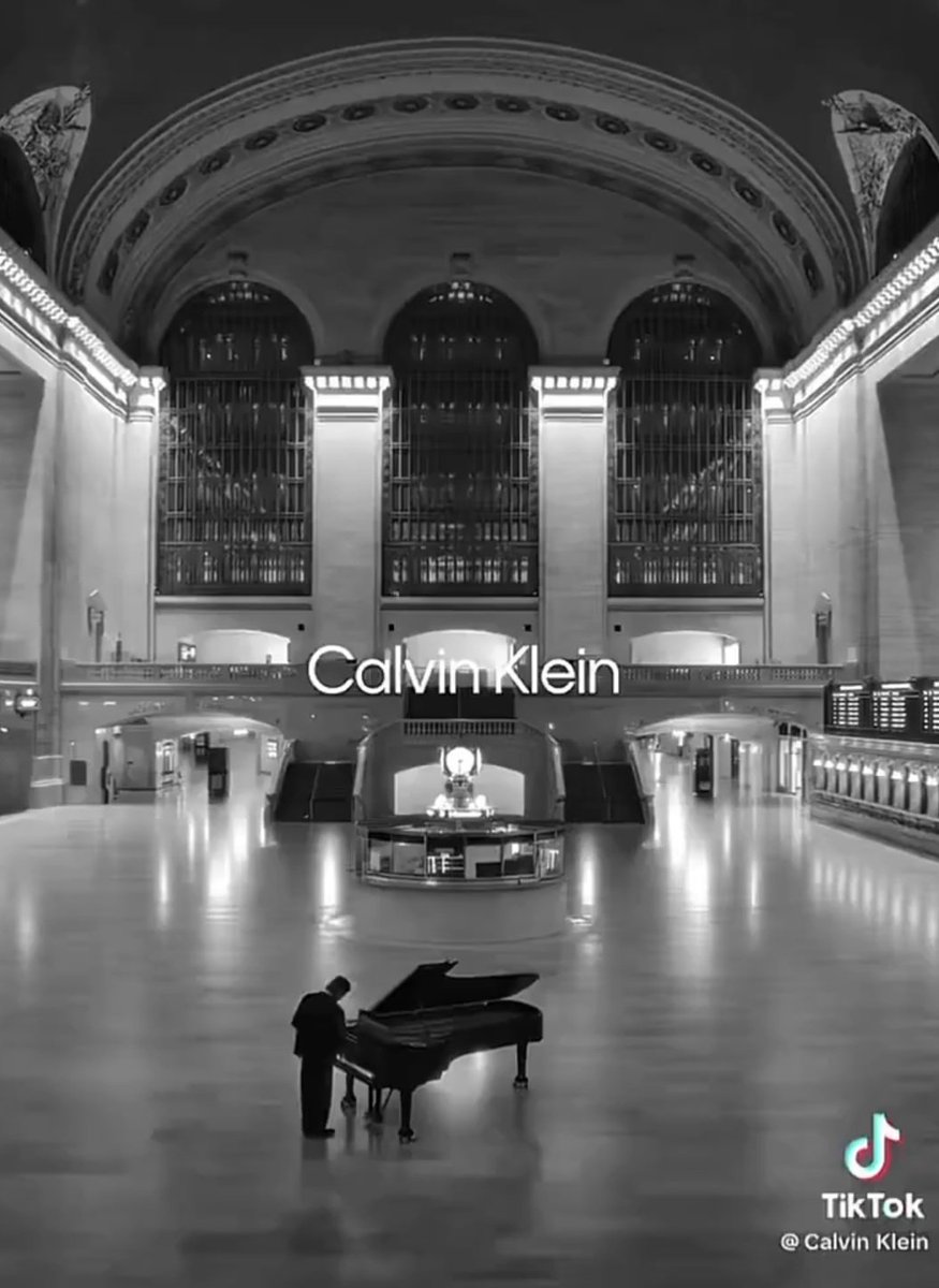 jjkthx1's tweet photo. Grand Central Station was yet again closed, but this time for Jungkook for his Calvin Klein Campaign. Before it was closed for BTS' performance of ON, the MOTS7 comeback in Jimmy Fallon show. https://t.co/kSOdeaczSw
