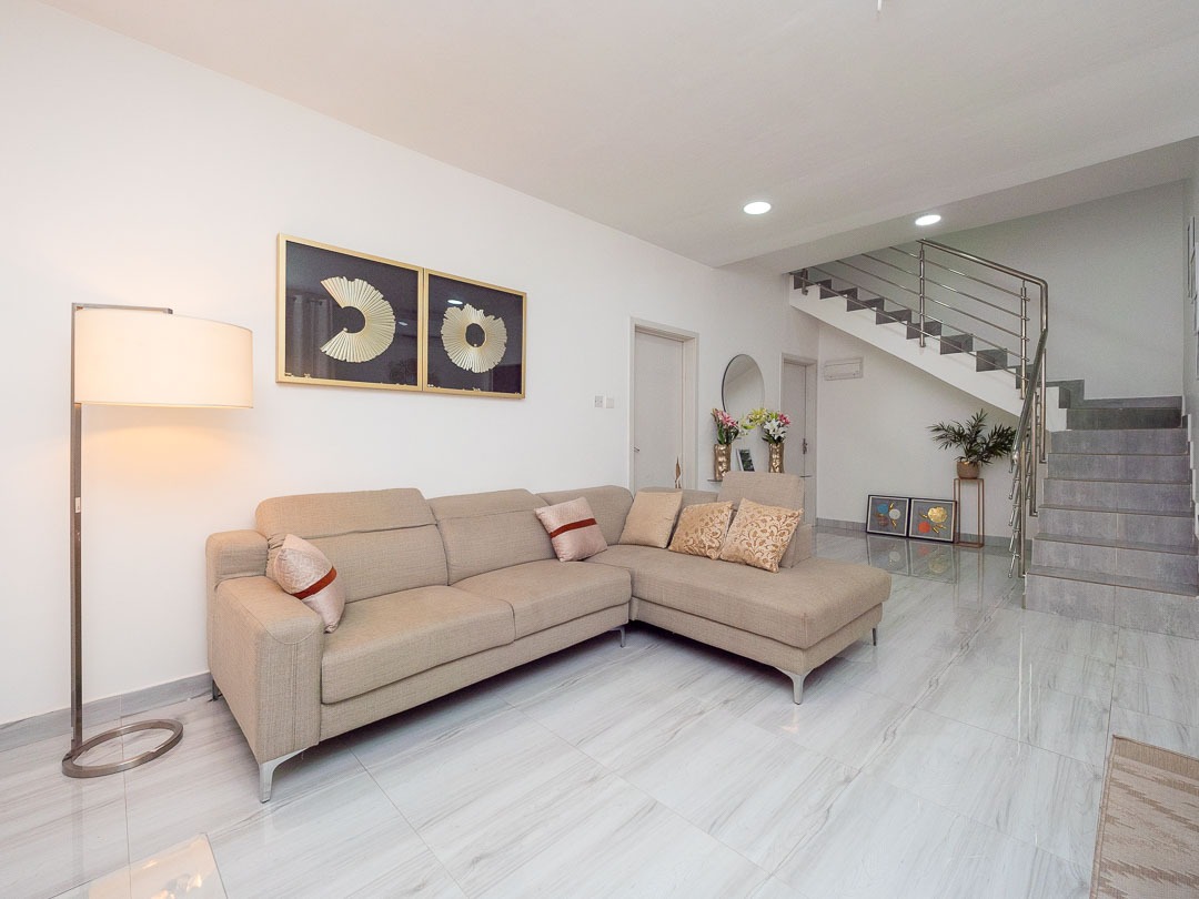 BijouHomes's tweet photo. With its modern aesthetic and comfortable furnishings, our terraces at Bijou Homes provide a peaceful sanctuary amidst the city’s buzz. Each terrace is outfitted with a queen-sized bed, a private bathroom and a fully fitted kitchen. Enjoy modern conveniences such as free WiFi etc https://t.co/yQN4EXhBxB