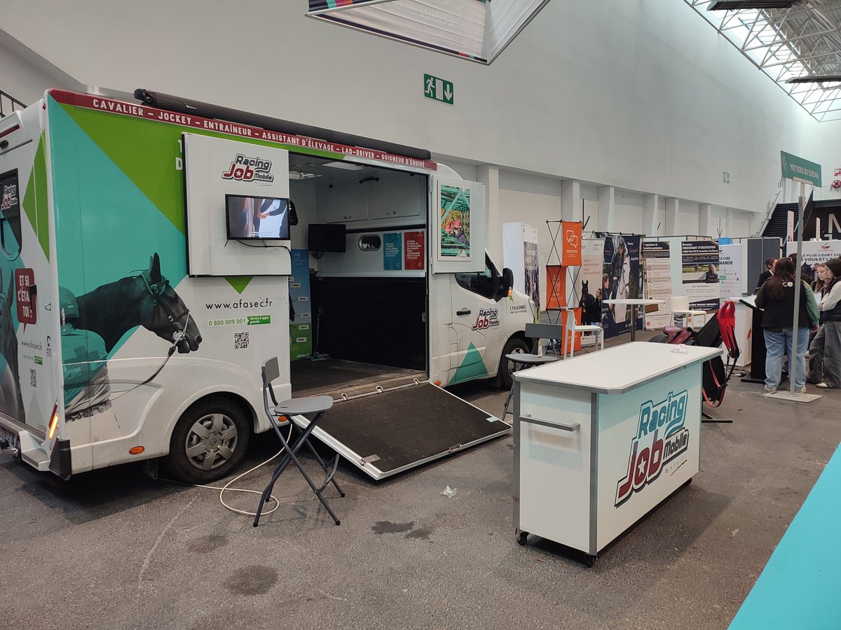 PascalLauney's tweet photo. La Racing Job Mobile vous attend durant les 3j du salon de l'orientation et des métiers au parc des expositions de Caen. Venez vous informer sur les formations dans le monde du cheval, les emplois, les débouchés.@EcoleAFASEC  campus de Graignes @LeTrot @RegionNormandie https://t.co/sWG4HuXWFV