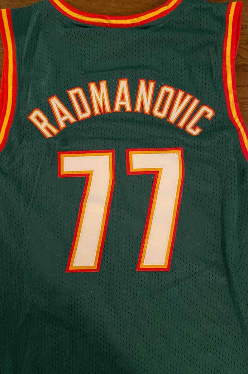 ClaxtonOkajima's tweet photo. @benmaller @eddieonfox I cried when the #Sonics left Seattle. And, when they return to Seattle, I'll cry! I'll cry my eyes out!! #NBA #CryingCraig #emotional #EmotionalIntelligence #EmotionalWellbeing #NBAExpansion https://t.co/qq8geHU0WB