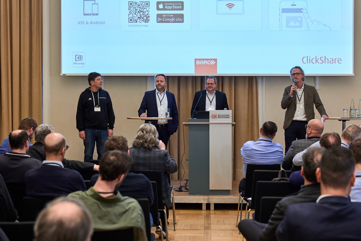 Unser zweiter Kundenkongress war ein voller Erfolg! Spannende Vorträge, Diskussionen und ein intensiver Austausch über Produkte, Chancen und Herausforderungen machten den Tag besonders. Ein herzliches Dankeschön an alle, die beim Kundenkongress mitgewirkt haben!