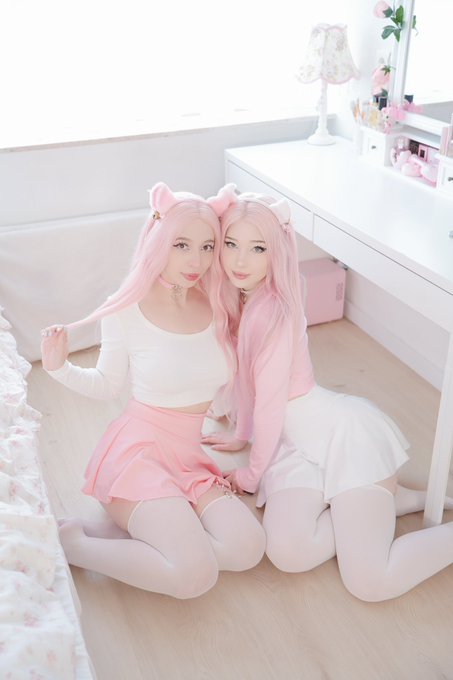 You walk into the room and see this. Your next move? ?? https://t.co/ba2MtA6xJO