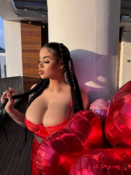 Am I your baby? 🥹💘 https://t.co/mPOg5M5OYC