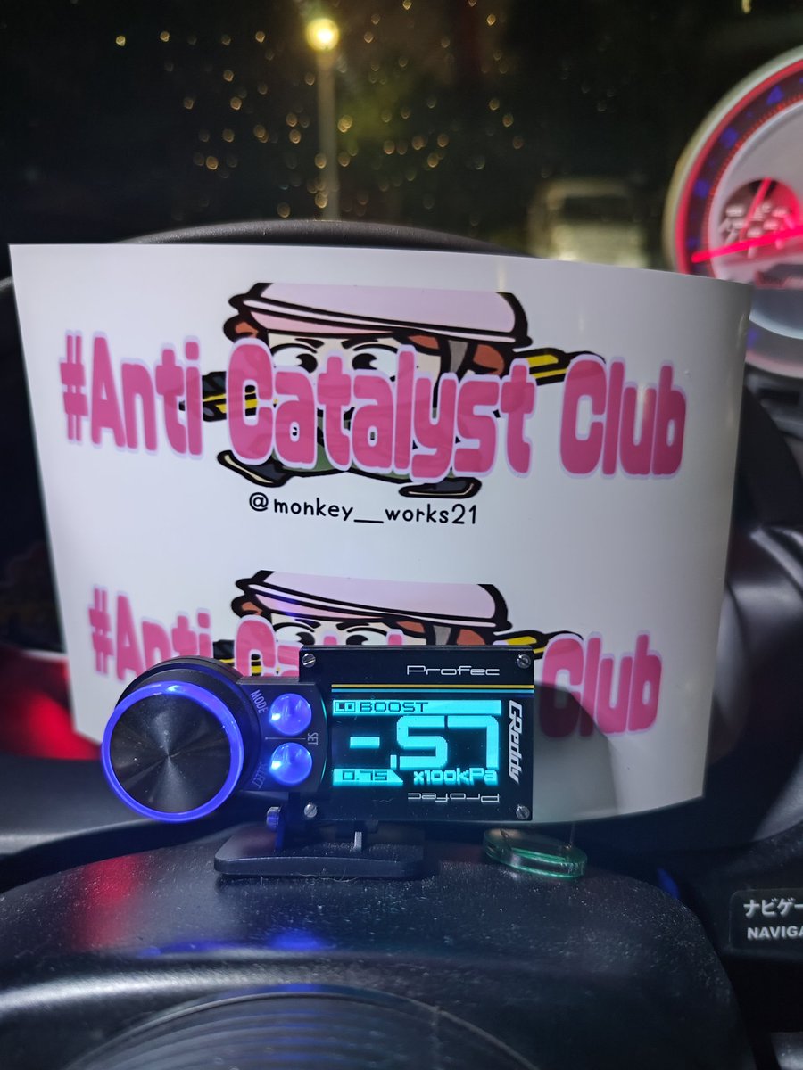 RX852600201's tweet photo. 貼らせてもらいます!
#AntiCatalystClub https://t.co/v9V0JikvYl