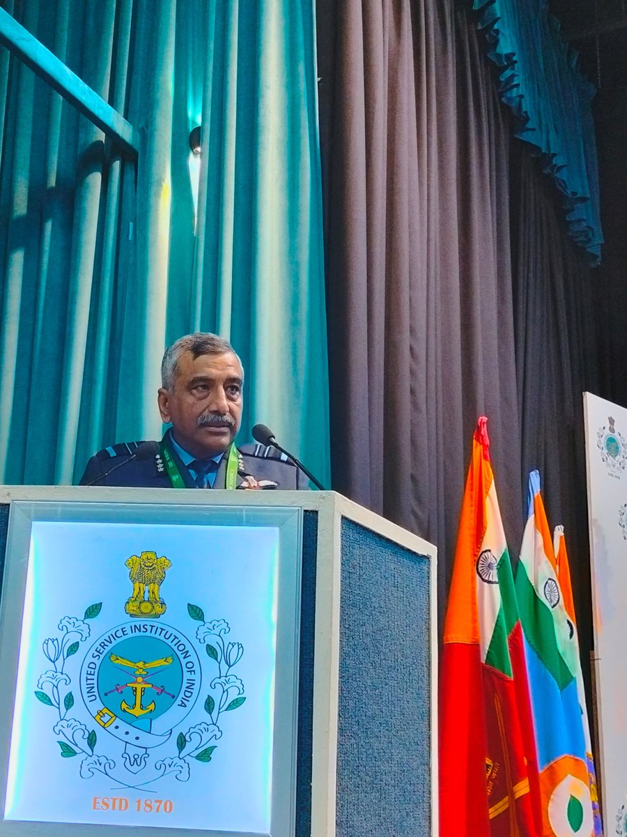 USIofIndia's tweet photo. "Industry 4.0, ensuring efficient production of platforms and equipment, will lead to enhanced manufacturing for the Indian Air Force." @IAF_MCC  
-Air Mshl Ashutosh Dixit, AVSM, VM, VSM DCAS speaking on "IAF Perspective: Make in India" 

#indianairforce #MakeInIndia #Industry40 https://t.co/YOXIX7pvOY