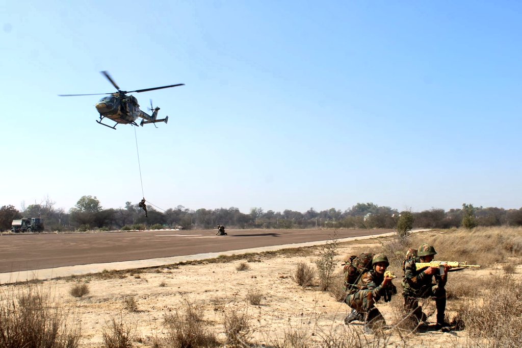 #RanbankuraWarriors carried out EXERCISE VAYUPRAHAR. Drills related to Special Heliborne Operations were rehearsed; various facets of integration & jointmanship were successfully validated.
#AgnipathScheme
#ValourInPlentyBrigade
#RanbankuraDivision 
#ChetakCorps