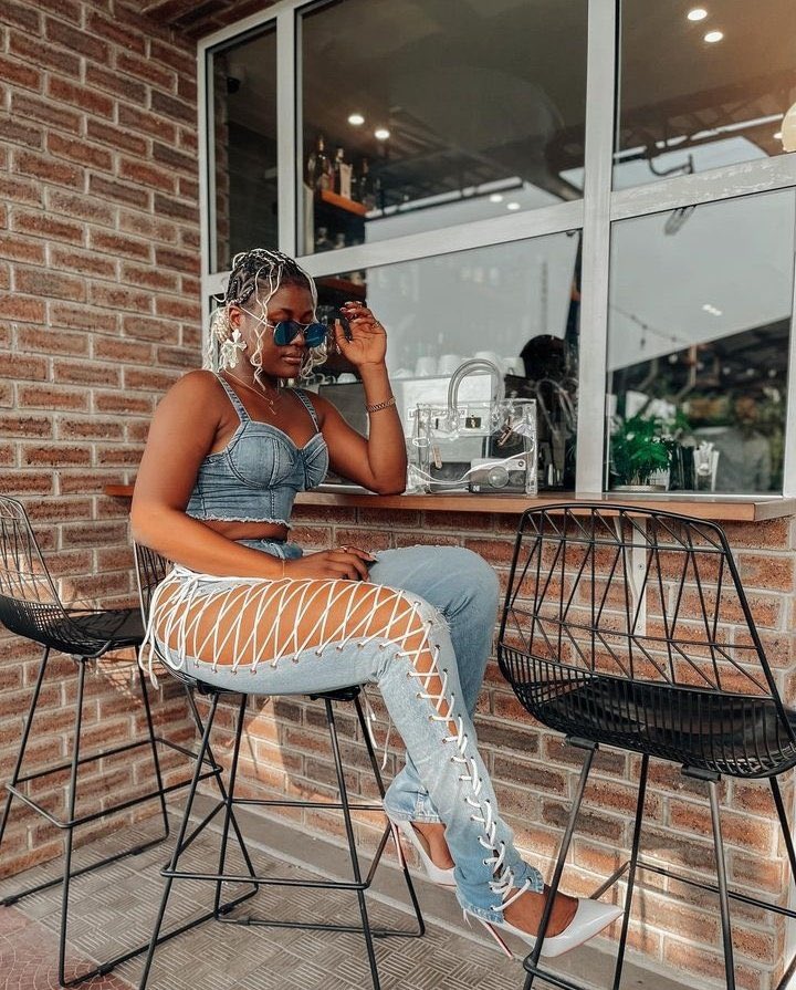 AlexStand28's tweet photo. Happy birthday to my ultimate BBN fave. You will conquer my love💜.

THE MAVERICK AT 28 
HAPPY BIRTHDAY ALEX UNUSUAL 
#AlexUnusual https://t.co/Z5d6AEkruN