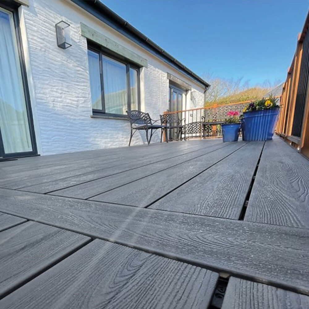 beesleyandfilde's tweet photo. Elevate your outdoor space with our premium composite decking! Enjoy the perfect blend of durability, style, and low maintenance. 🔨
Composite Decking: https://t.co/XRnJFVjS6P
#decking #compositedecking #composite #deck #deckingkit #landscaping #landscapers #diy https://t.co/5gWCerkkfO