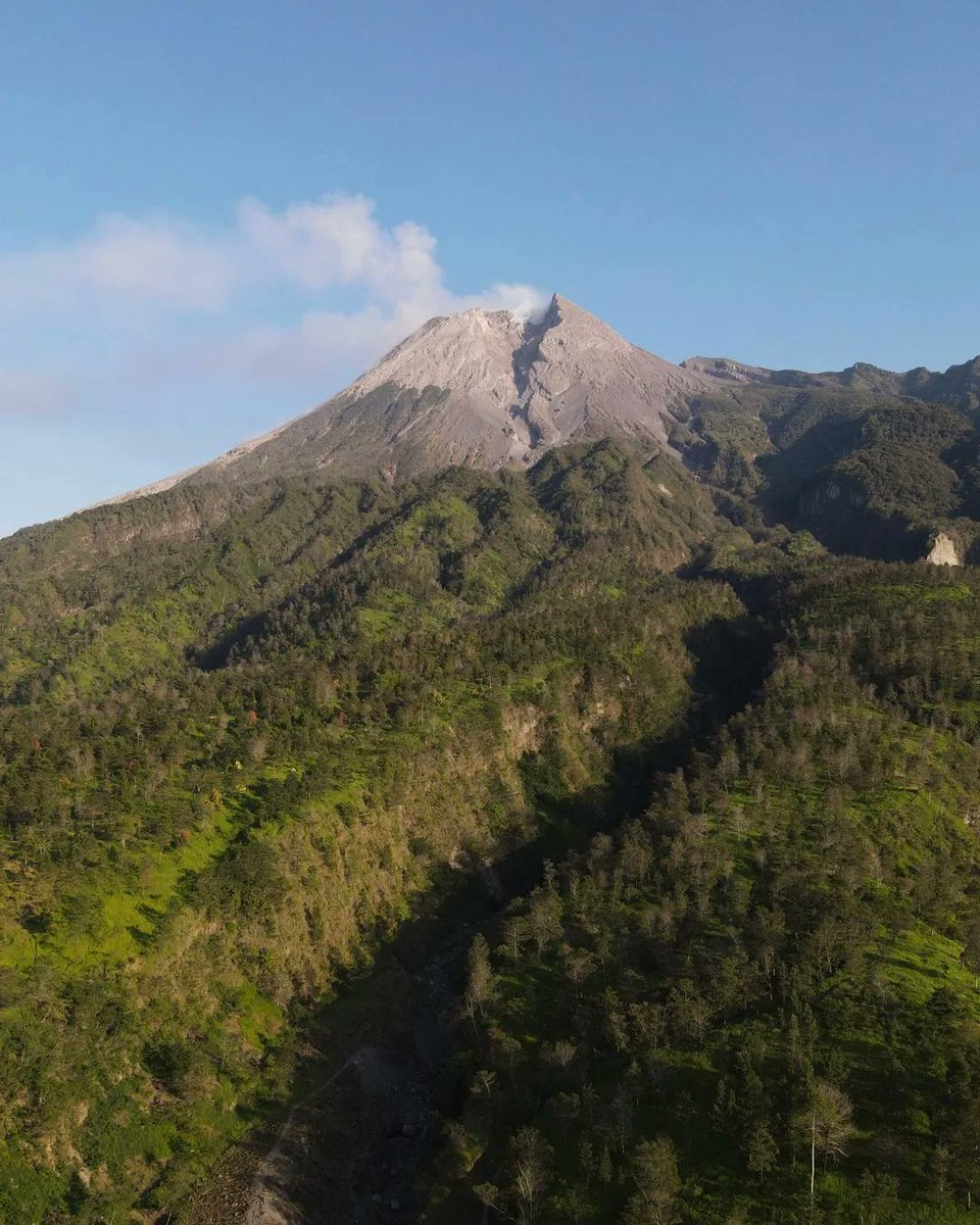 merapi_uncover's tweet image. zona bahaya erupsi merapi 🌋

(potretdariatas )