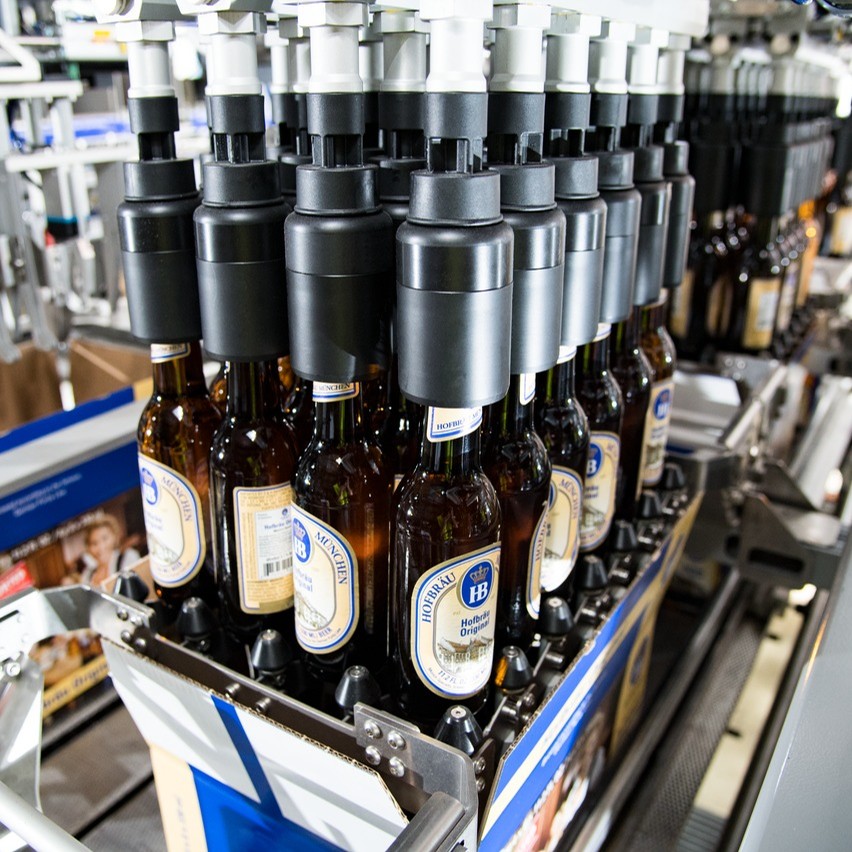 KronesAG's tweet photo. Krones #Varioline: one of our most efficient packaging tools. This flexible system can handle more than 20 packaging combinations and therefore meets all kinds production needs of beverage and food manufacturers.π₯ #Krones #KronesAG #GermanBlingBling https://t.co/3UdgSxPewe