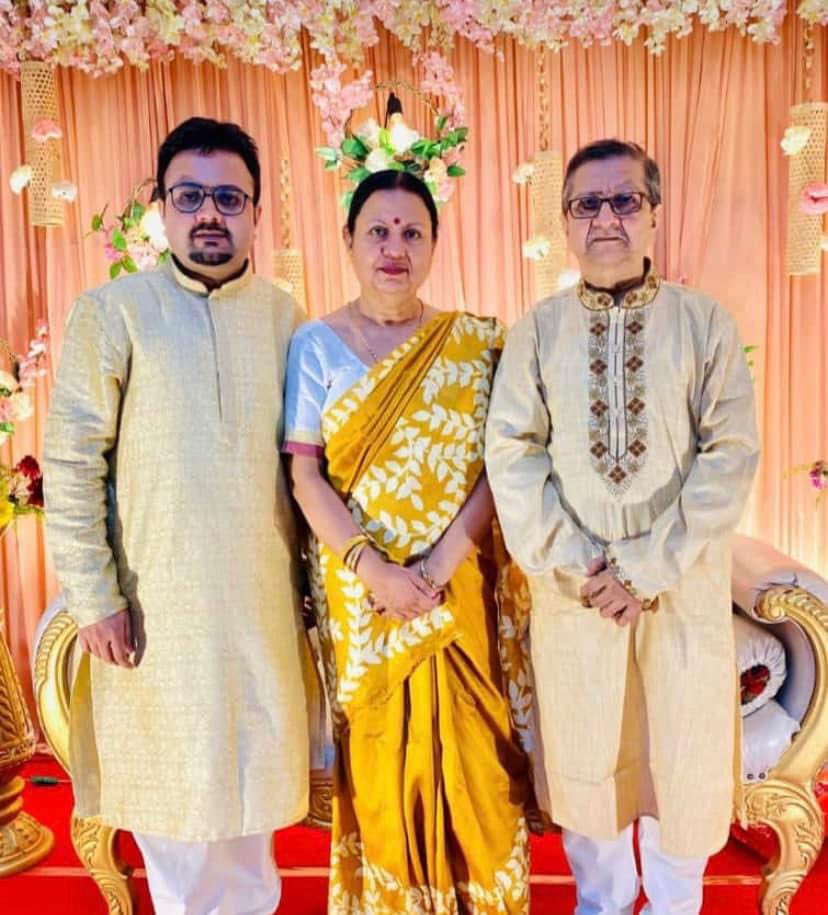 sourabhgoho's tweet photo. Happy Birthday Maa! We are forever grateful and blessed to have you in our lives. Lots of love &amp; Pranams 🙏❤

#mothersbirthday #motherlove #birthday https://t.co/AfgFYfZrX8