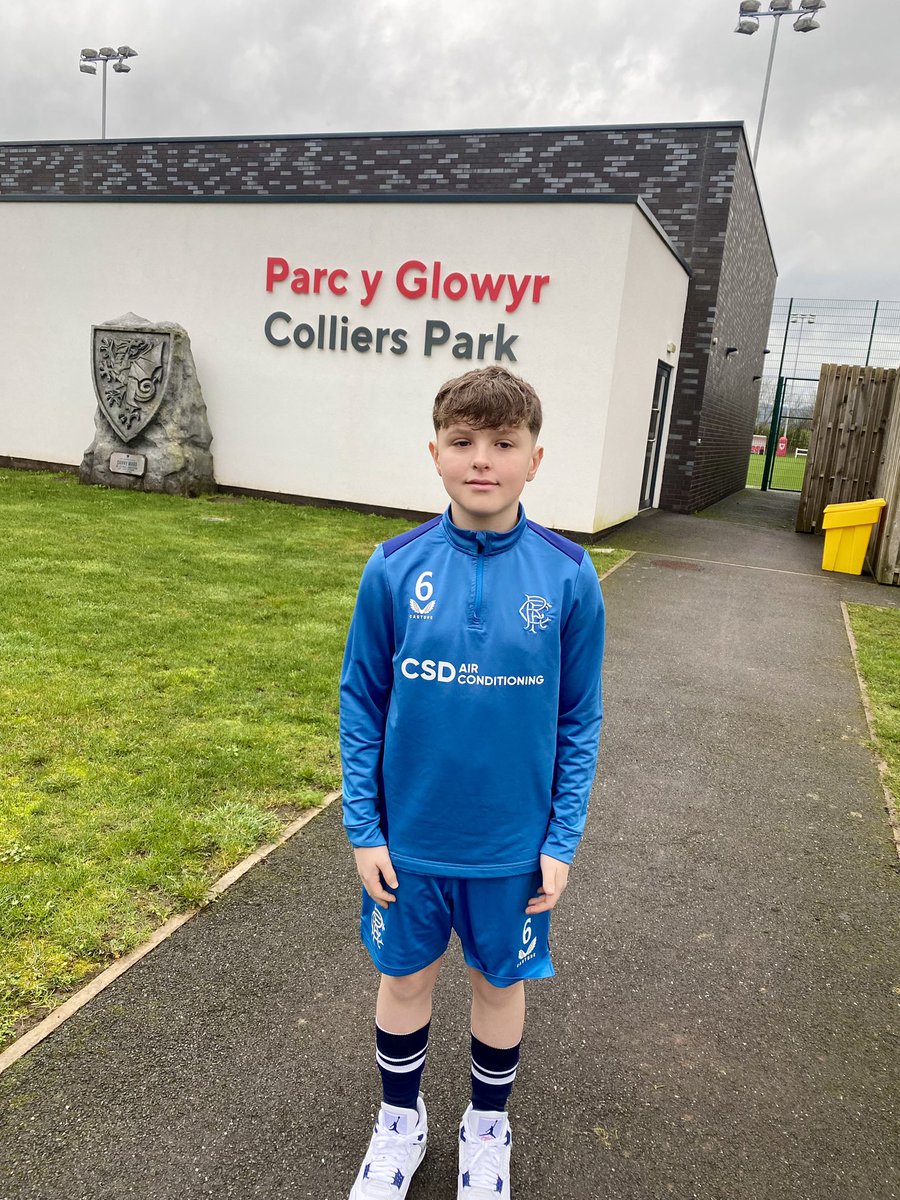 GentlesCarmel's tweet photo. Day 1 of 🏴󠁧󠁢󠁷󠁬󠁳󠁿 Regional Camp whilst his big bro in Turkey for 🏴󠁧󠁢󠁷󠁬󠁳󠁿U17s ⚽️@GG_TEN @JoshuaGentles07 https://t.co/6MZCplvQgx