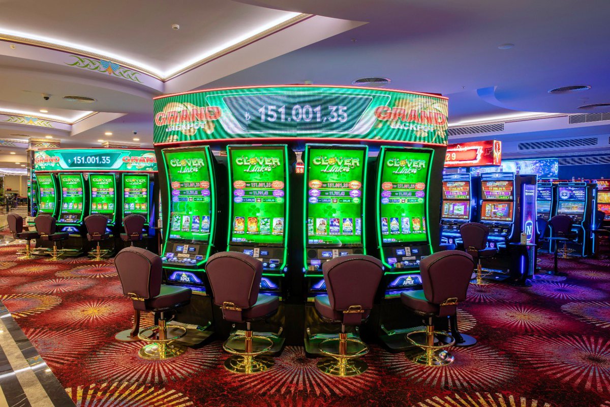 Enjoy a game with privileges. 🎰💰

#meritinternational #merithotels #meritcasinos #meritroyalcasino #cloverslot #slots #game #bebold #casinonight #grandjackpot #kyrenia #cyprus #KKTC