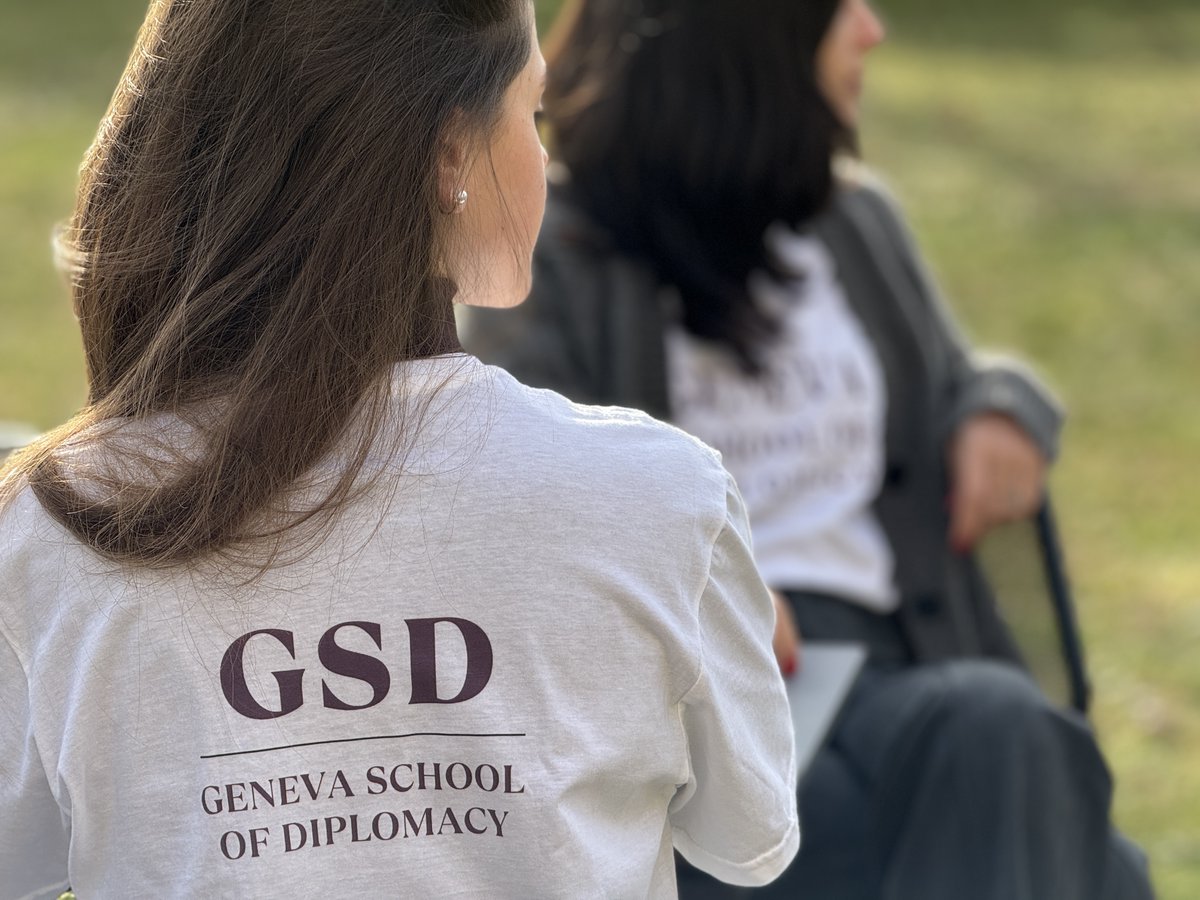 Proudly repping the Geneva School of Diplomacy wherever we go! 🌍✨ Our t-shirts are more than just apparel, they're a symbol of our commitment to excellence in diplomacy and global engagement. #internationalrelations #un #unitednations #diplomacy #geneva #switzerland #student