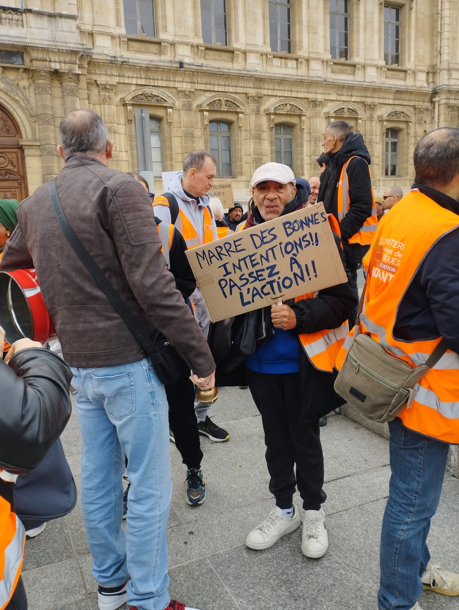 La manifestation des Ateliers chantiers d'#insertion se prépare à #Marseille 12000 emplois en jeu après la défection du conseil régional sur fond d'arrêt du développement par l'Etat <a href="/Prefet13/">Préfet de la région Provence-Alpes-Côte d'Azur</a>