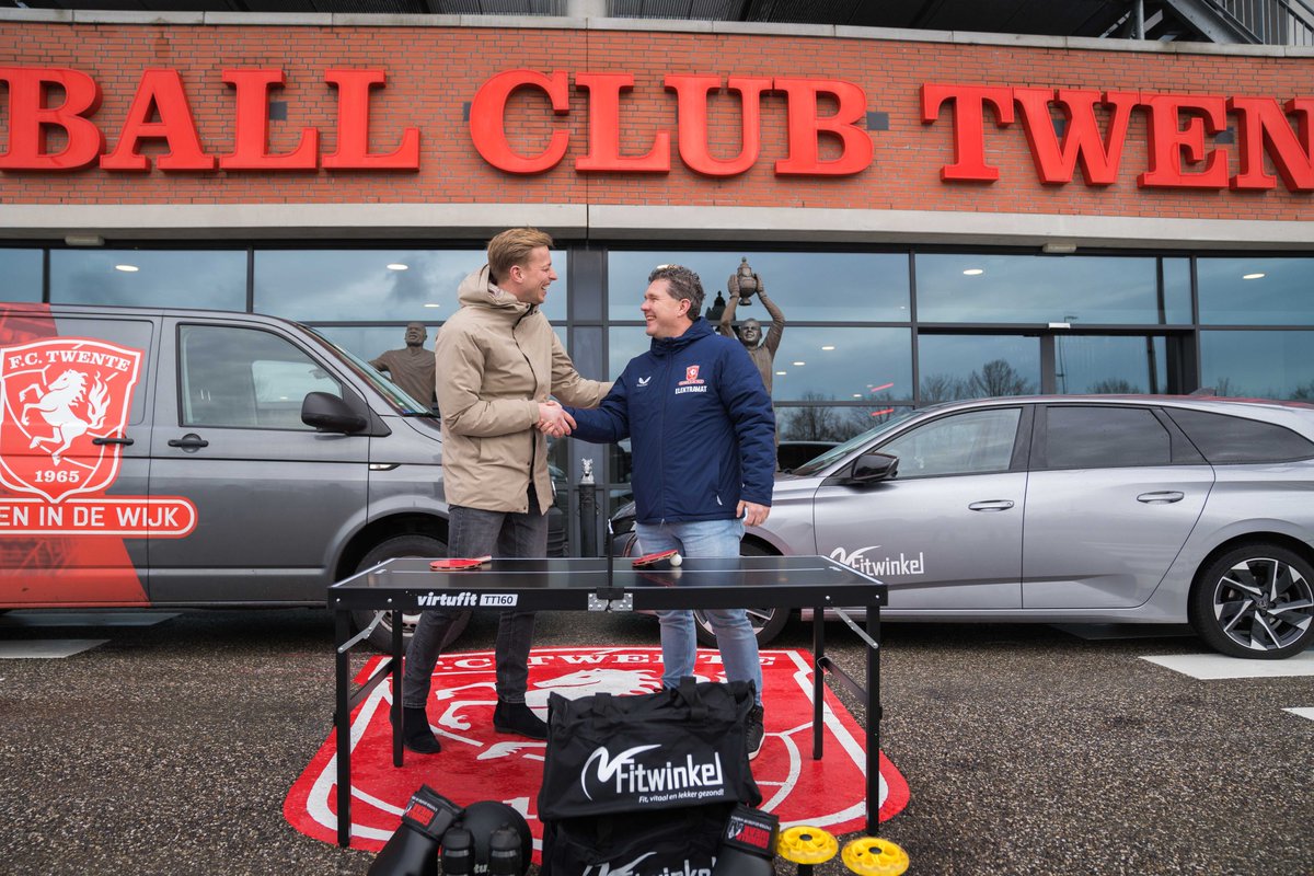 Scoren in de wijk tweet media