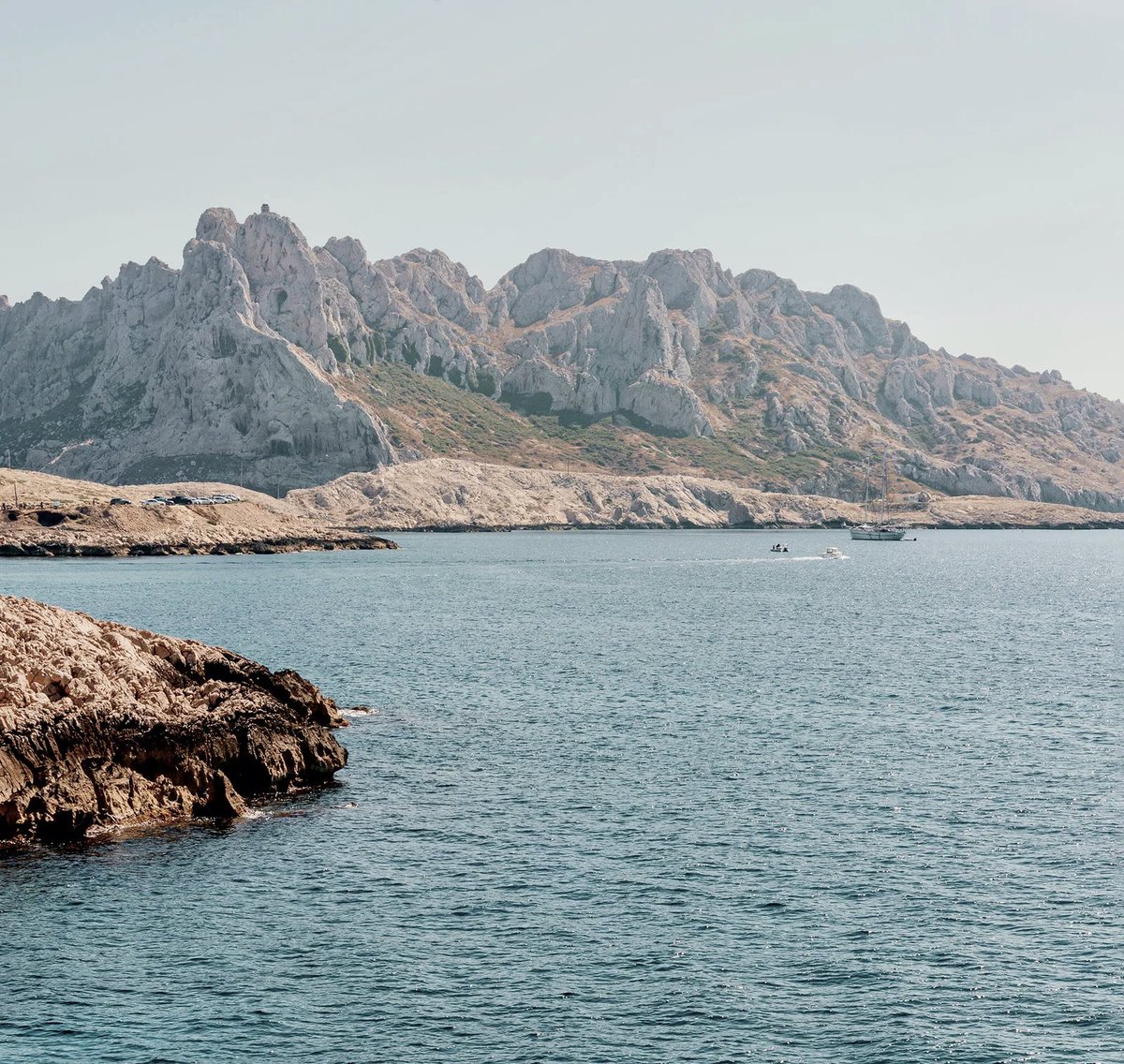 📢 Two Junior Professor positions available in ocean sciences with @CNRS, both can be hosted here at @MIOceanologie in beautiful Marseille ☀️🌊⛴️🇫🇷 Details and links in the 🧵 below. I've just moved to @MIOceanologie and Marseille and happy to talk with interested candidates 🙂